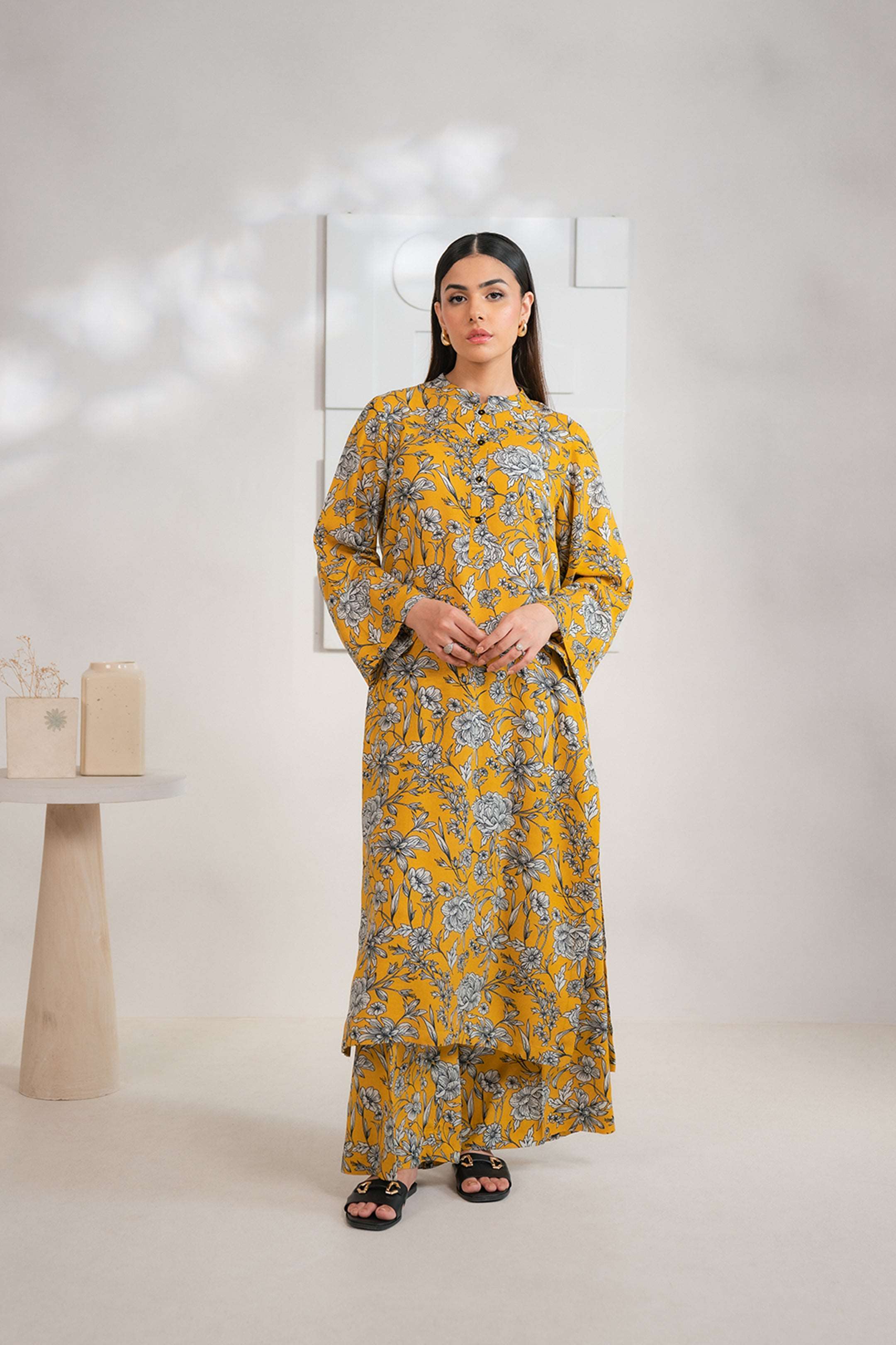 2 Piece Printed Karandi Suit Yellow