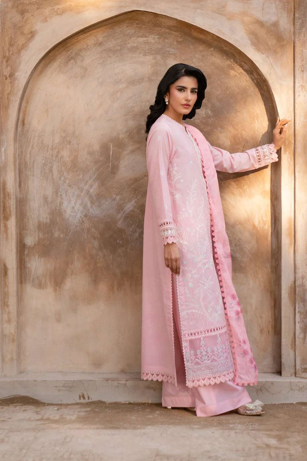 3 Piece Embroidered Lawn Suit