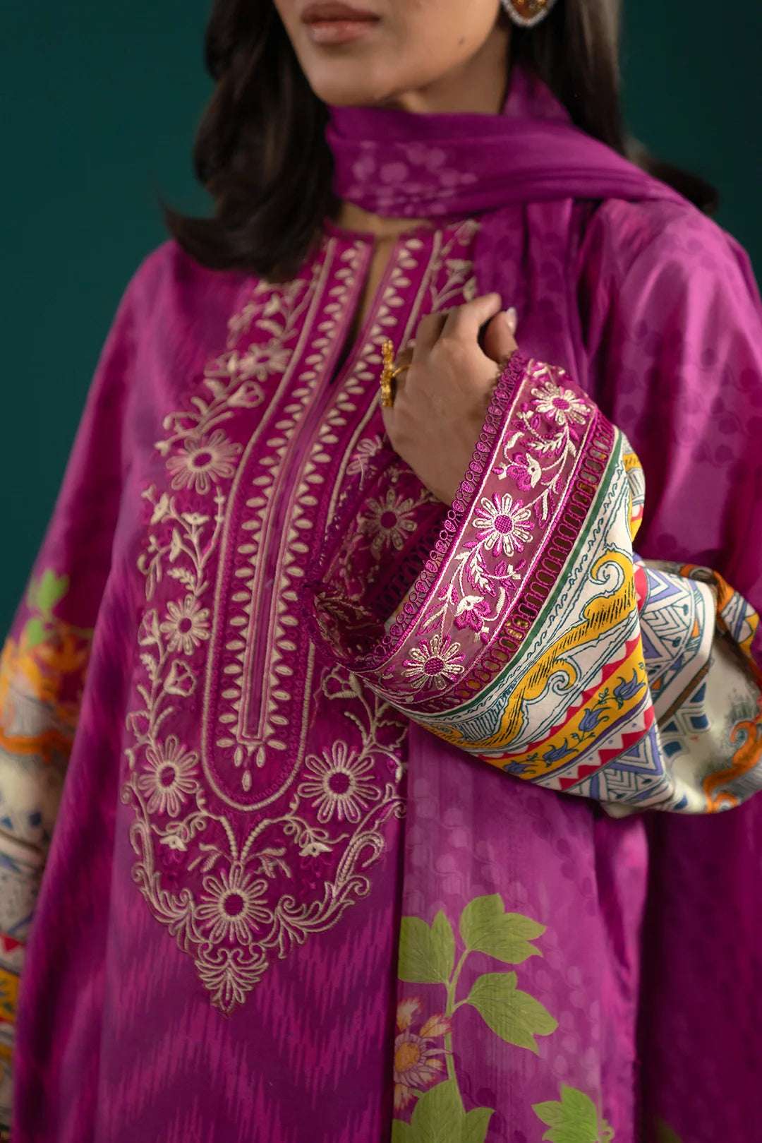 3 Piece Embroidered Lawn Suit