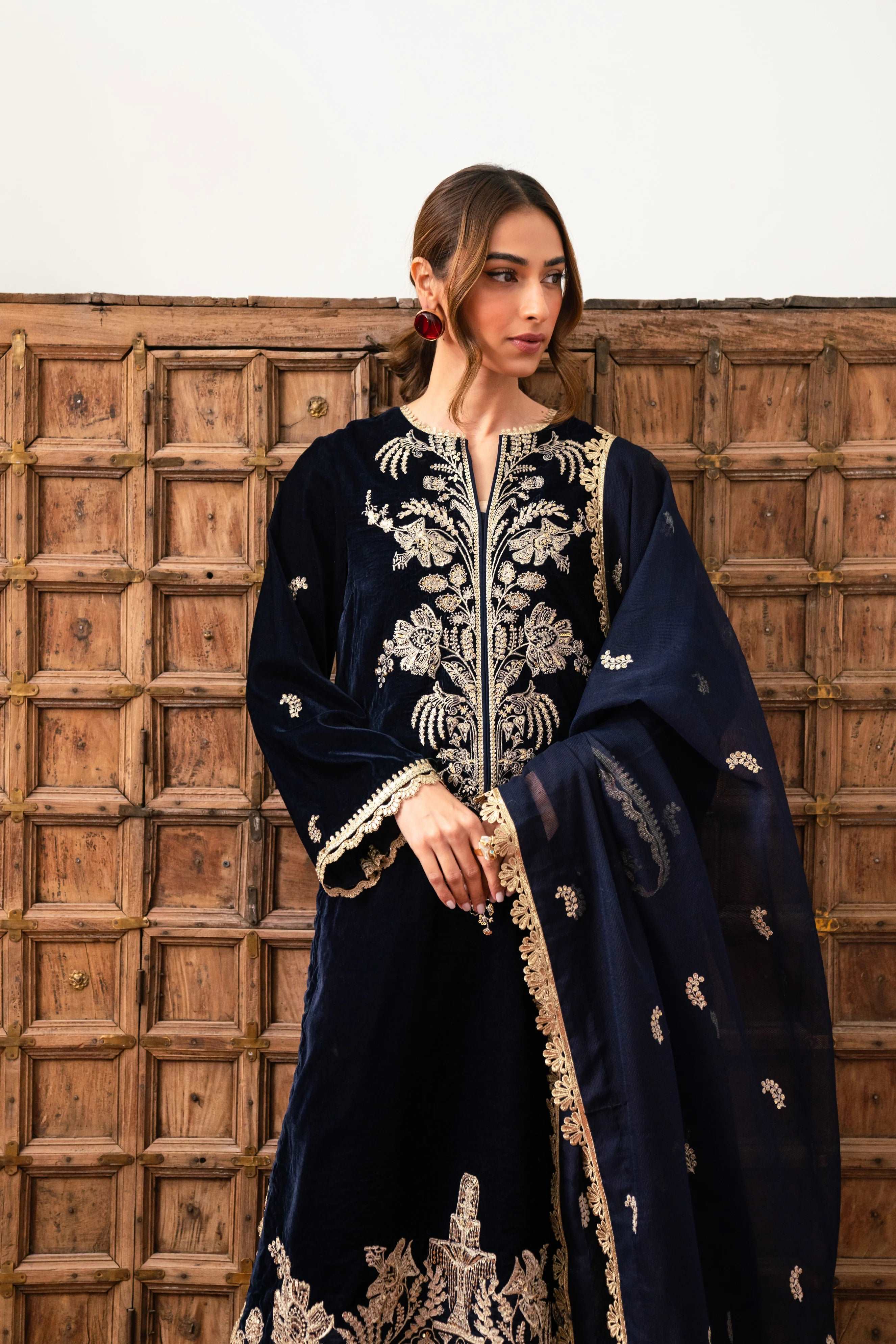 3 Piece Embroidered Velvet Suit Unstitched Winter-24