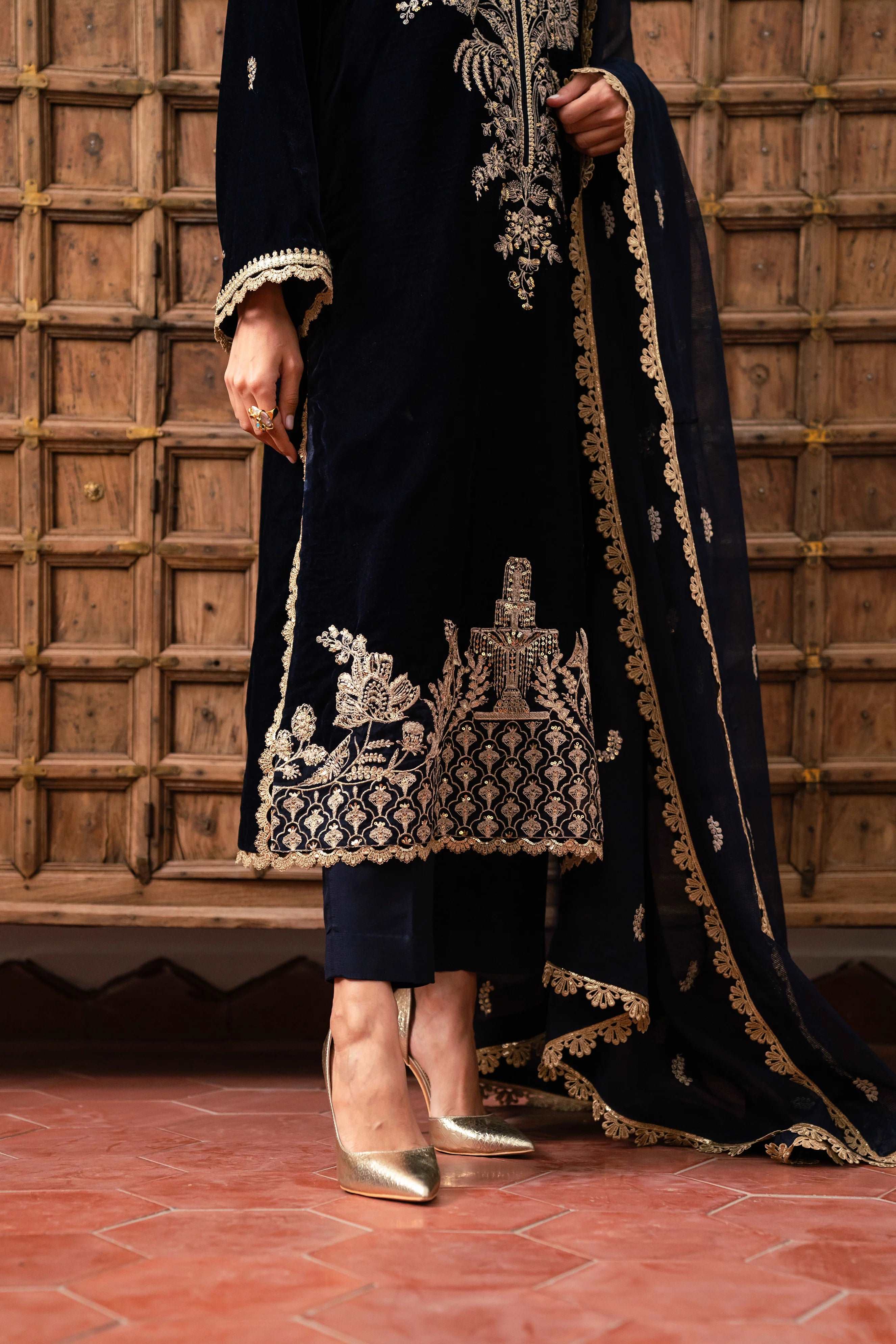 3 Piece Embroidered Velvet Suit Unstitched Winter-24