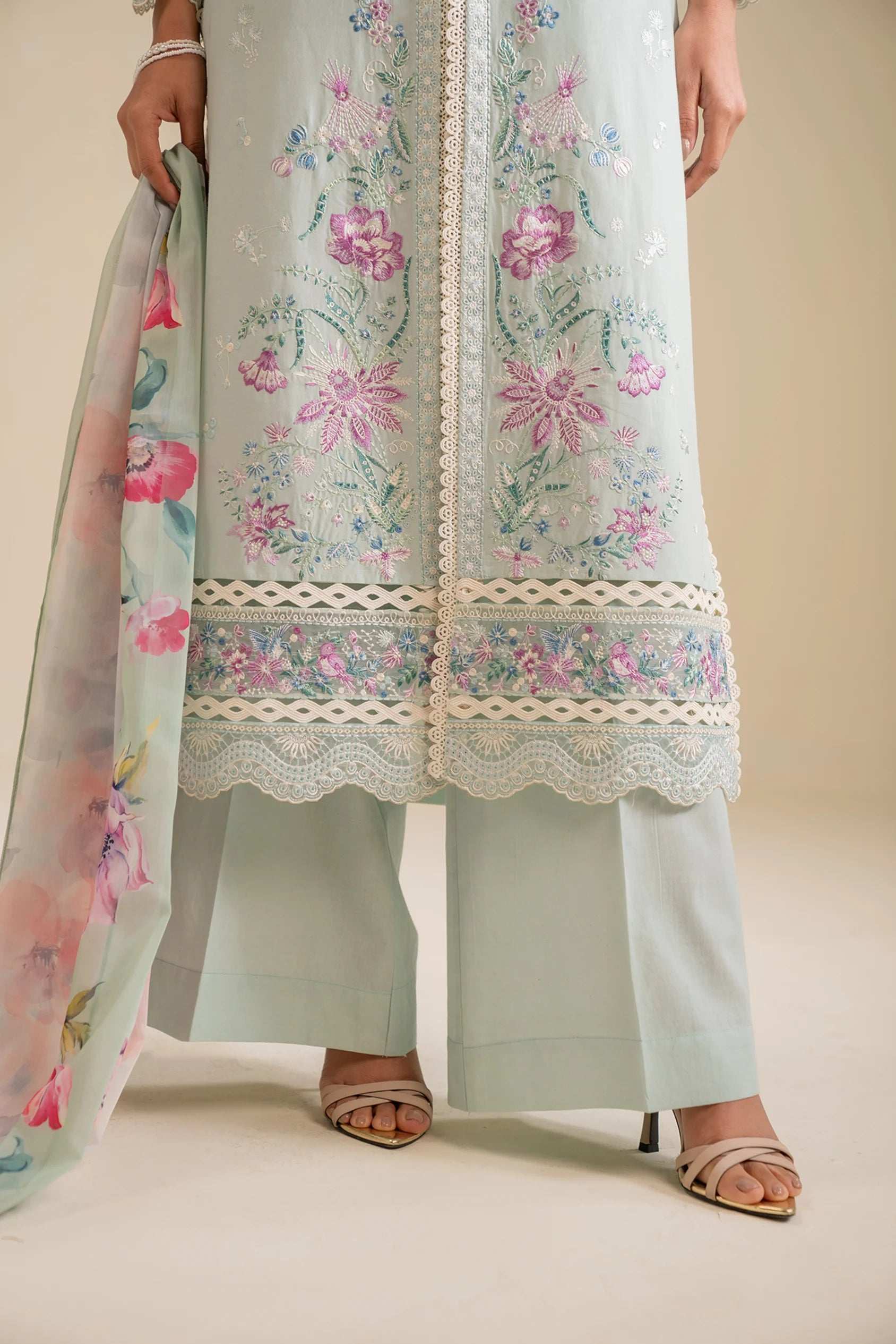 3 Piece Embroidered Lawn Suit