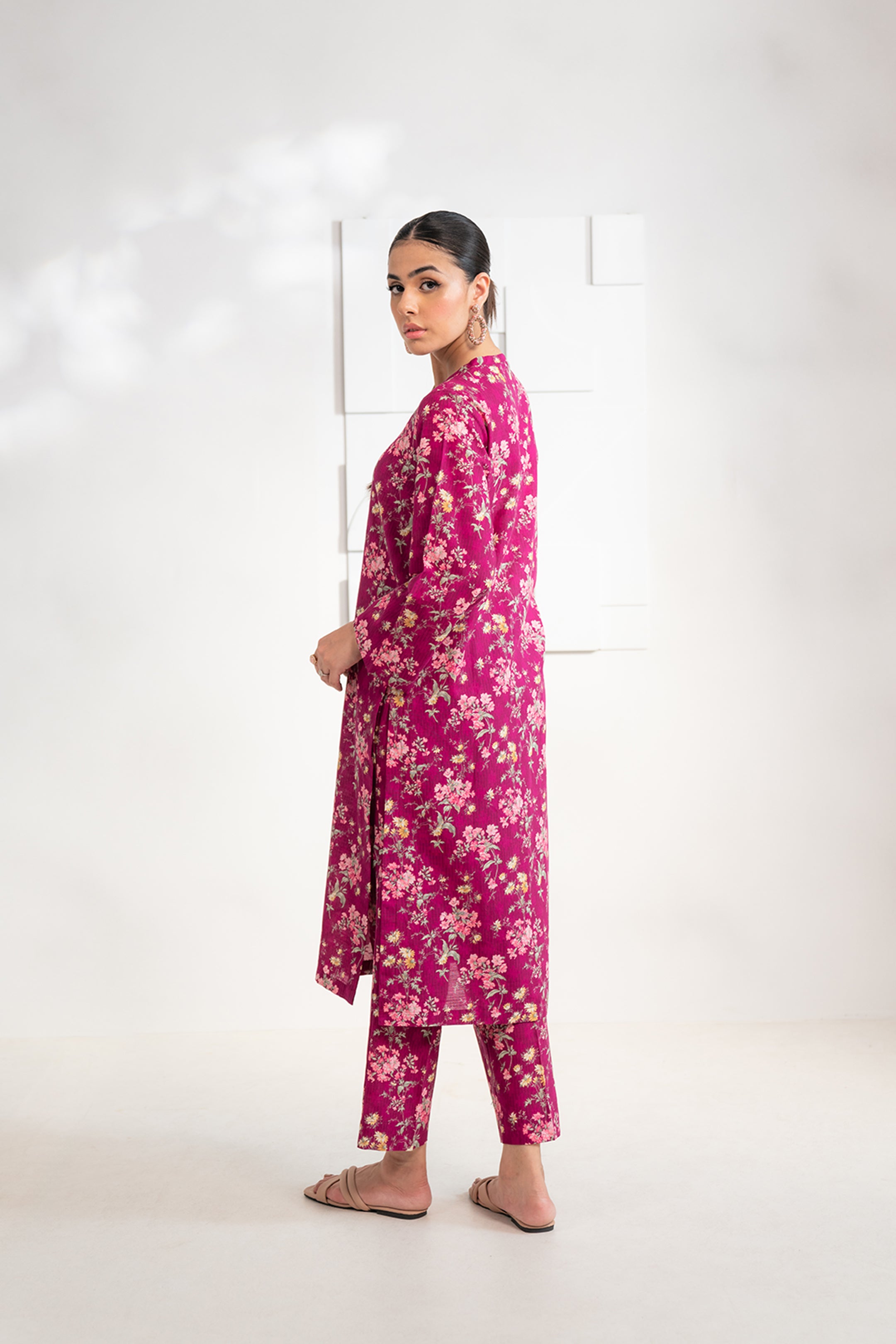 2 Piece Printed Khaddar Suit