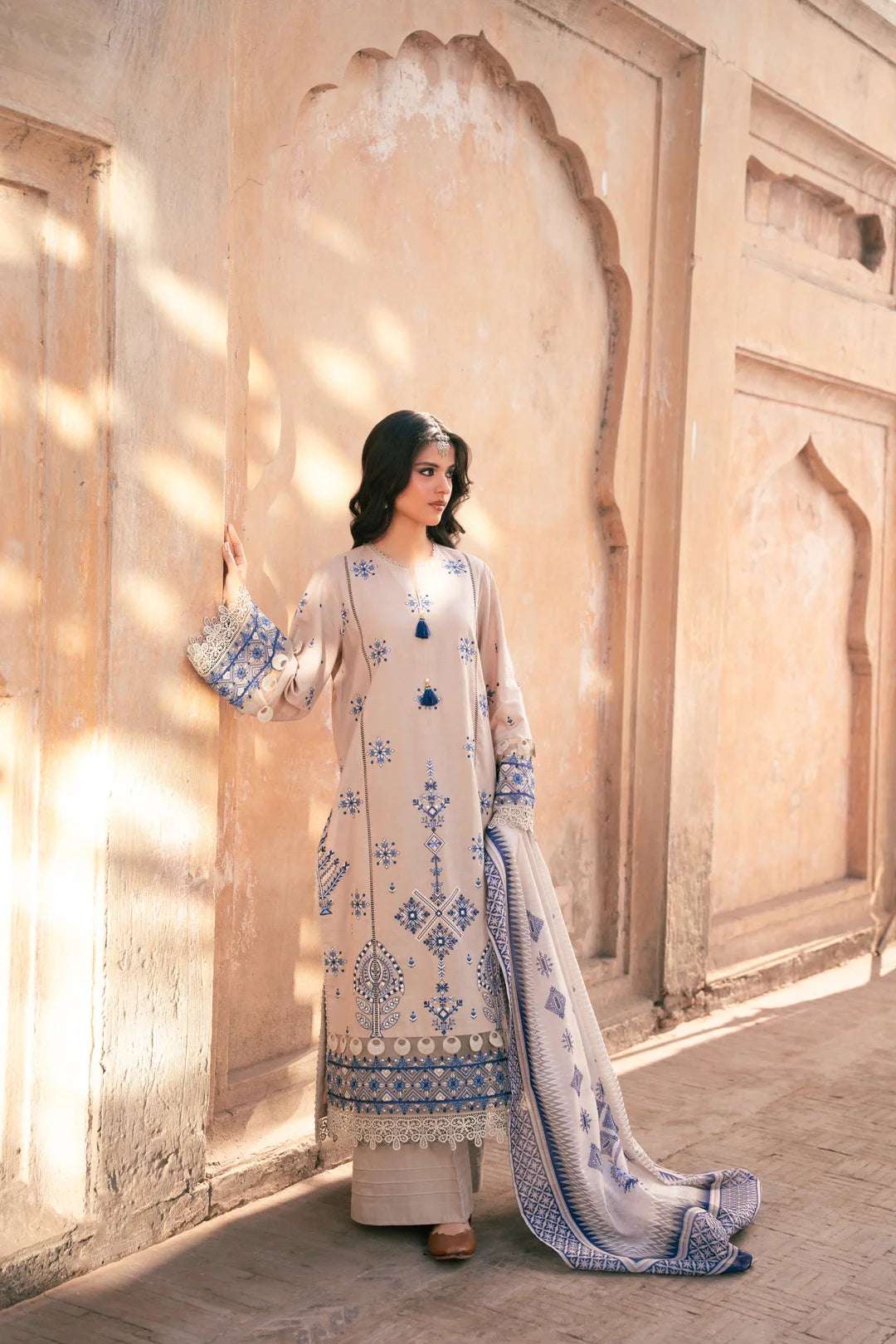 3 Piece Embroidered Lawn Suit