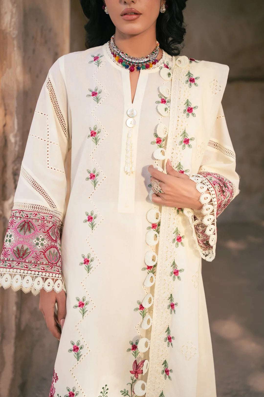 3 Piece Embroidered Lawn Suit