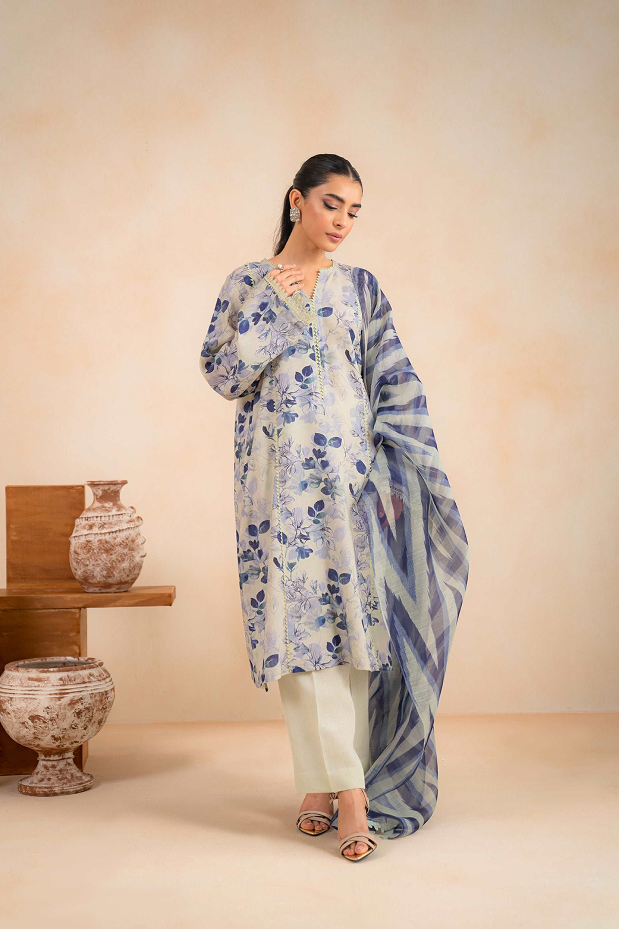 3 Piece Printed Karandi Suit Unstitched Winter-24