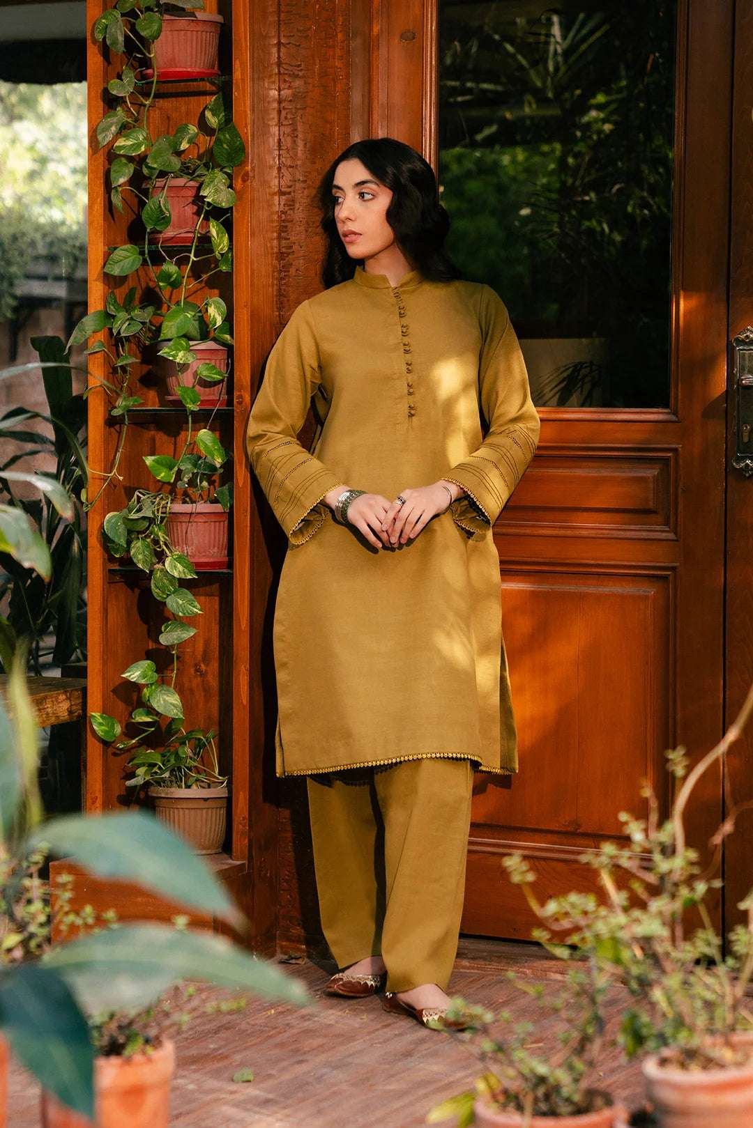 2 Piece Solid Khaddar Suit